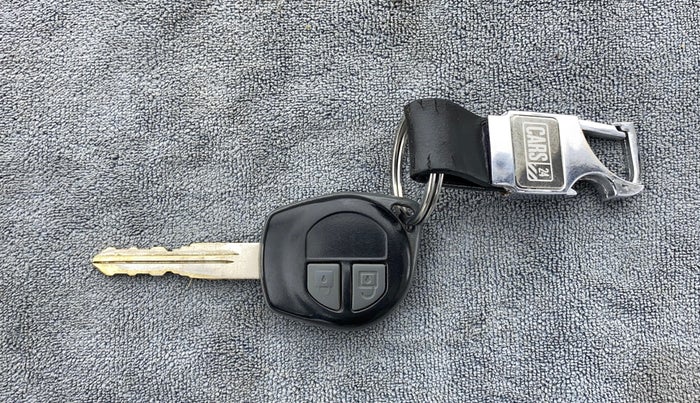 2010 Maruti Swift Dzire VXI, Petrol, Manual, 90,039 km, Key Close Up
