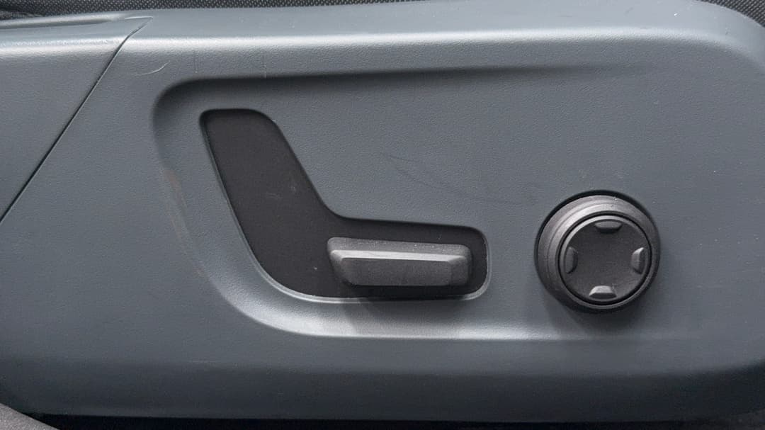 2022 Polestar 2 Std Range Single Motor 69kwh, Automatic, 36647 km, Drivers Side Adjustment Panel