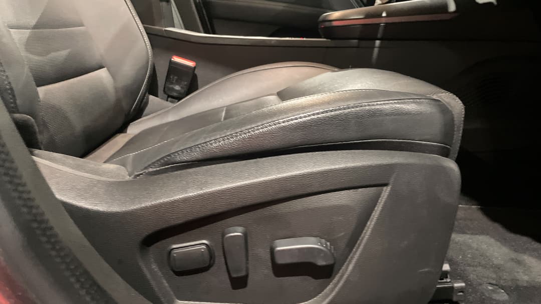 2022 Renault Arkana Intens, Automatic, 32932 km, Drivers Side Adjustment Panel