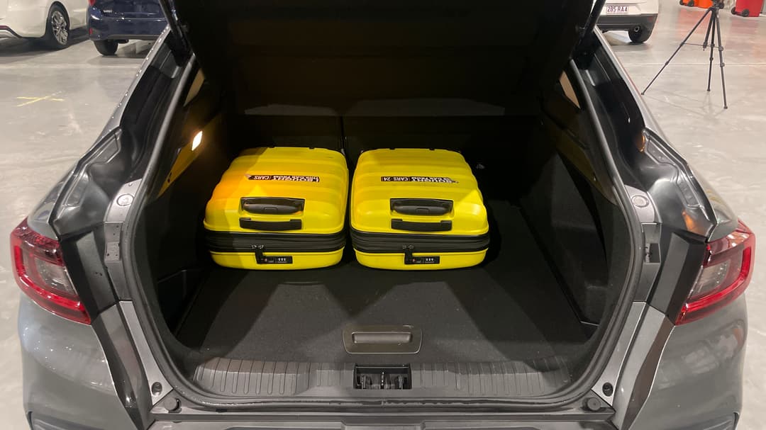 2022 Renault Arkana Intens, Automatic, 32932 km, Boot Inside View with Luggage