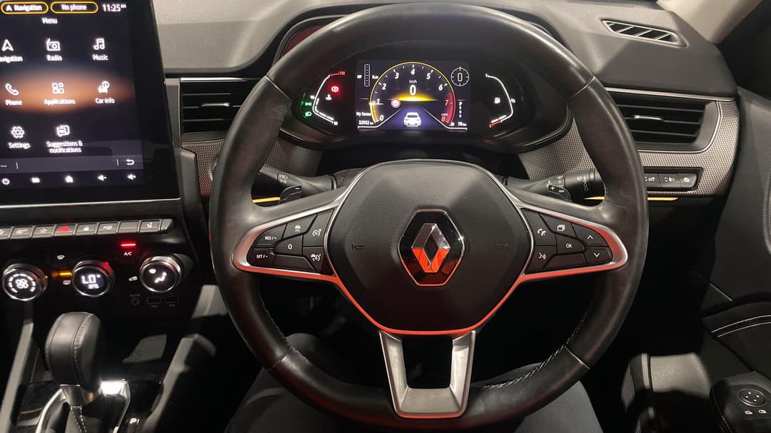 2022 Renault Arkana Intens, Automatic, 32932 km, Steering Wheel Close-up