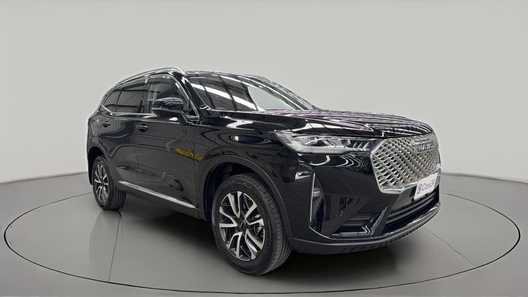 2025 GWM Haval H6 Lux, Automatic, 7556 km, Right Front Diagonal (45- Degree) View
