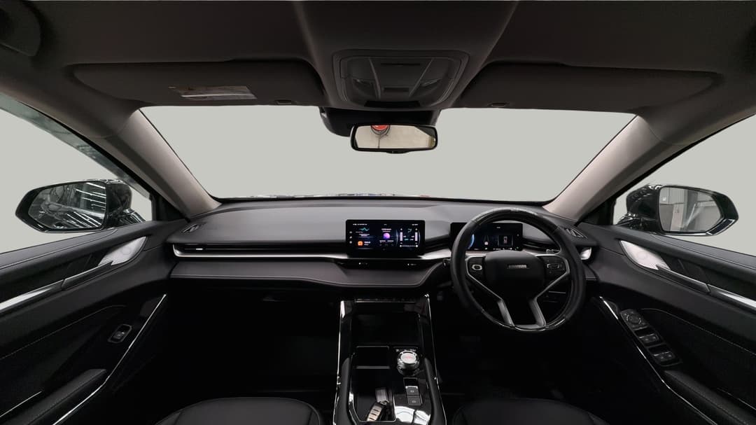 2025 GWM Haval H6 Lux, Automatic, 7556 km, Dashboard View
