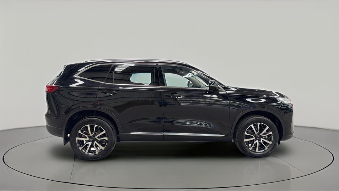 2025 GWM Haval H6 Lux, Automatic, 7556 km, Right Side View