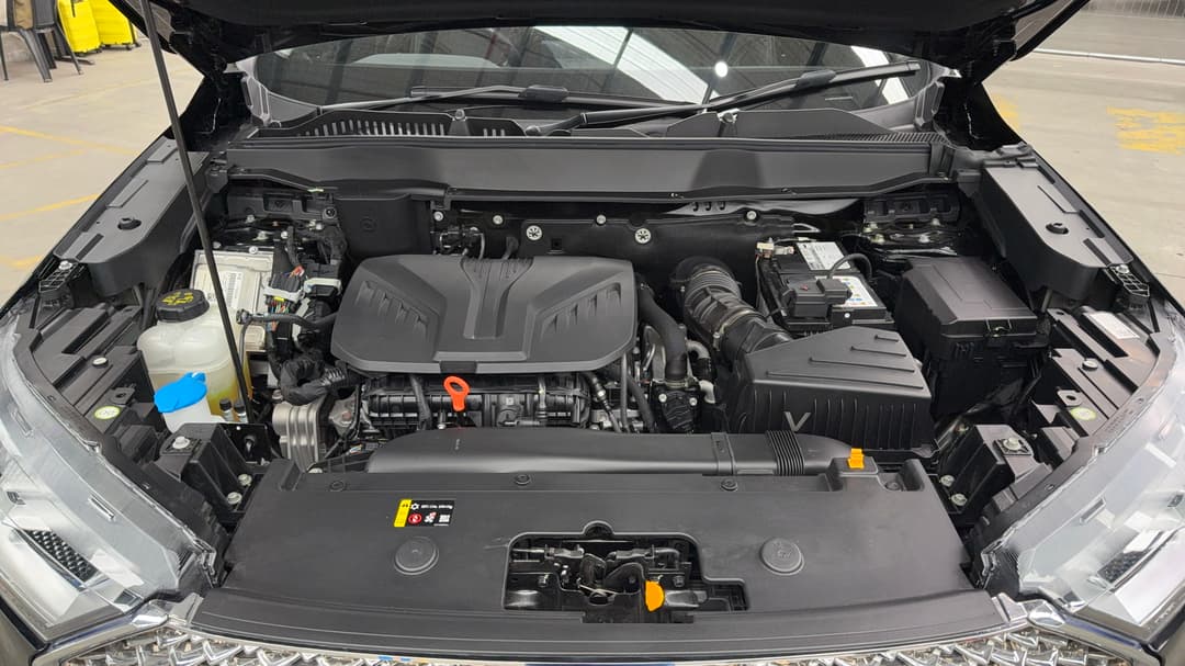 2025 GWM Haval H6 Lux, Automatic, 7556 km, Open Bonnet (Engine)