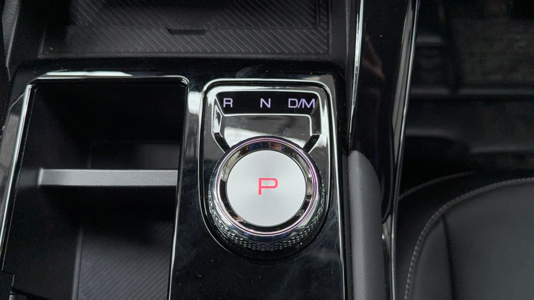 2025 GWM Haval H6 Lux, Automatic, 7556 km, Gear Lever 