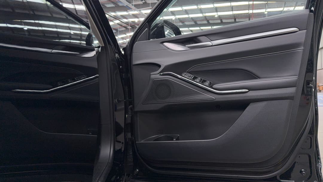 2025 GWM Haval H6 Lux, Automatic, 7556 km, Speaker View