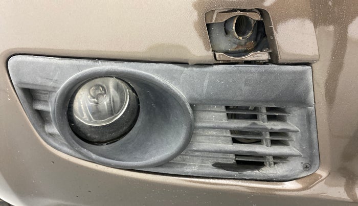 2012 Maruti Ritz VXI, Petrol, Manual, 83,031 km, Right fog light - Not working