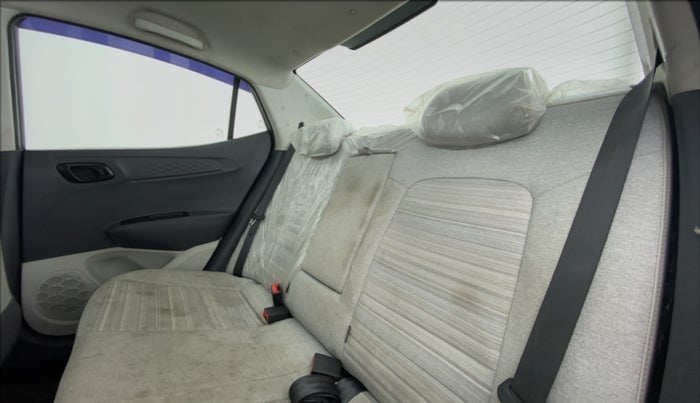 2021 Hyundai AURA S CNG, CNG, Manual, 34,584 km, Right Side Rear Door Cabin