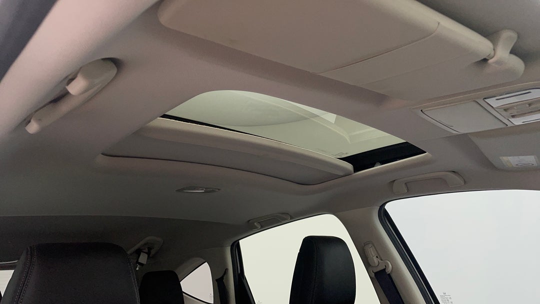 Interior Sunroof/Moonroof