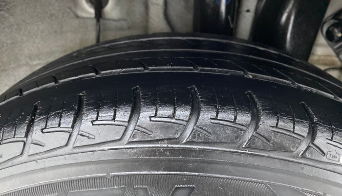 2019 Hyundai Elite i20 SPORTZ PLUS 1.2, Petrol, Manual, 26,880 km, Left Rear Tyre Tread