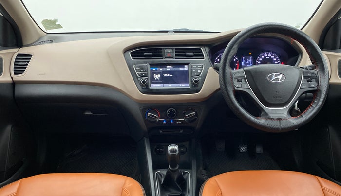 2019 Hyundai Elite i20 SPORTZ PLUS 1.2, Petrol, Manual, 26,880 km, Dashboard