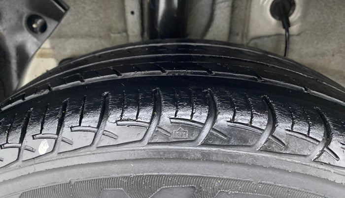 2019 Hyundai Elite i20 SPORTZ PLUS 1.2, Petrol, Manual, 26,880 km, Right Rear Tyre Tread