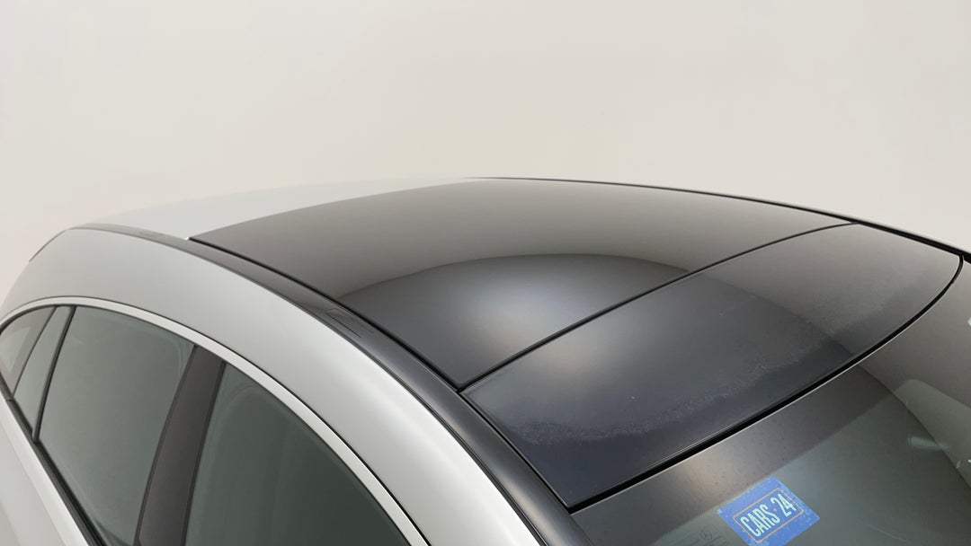 2018 Mercedes-benz CLA 200 Shooting Brake, Automatic, 71812 km, Roof/Sunroof View