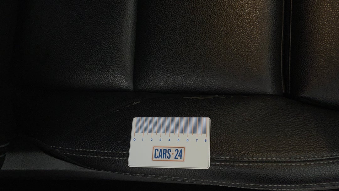 2018 Mercedes-benz CLA 200 Shooting Brake, Automatic, 71812 km, Seats Front RHS Scratch