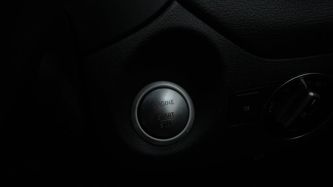 2018 Mercedes-benz CLA 200 Shooting Brake, Automatic, 71812 km, Keyless / Button Start