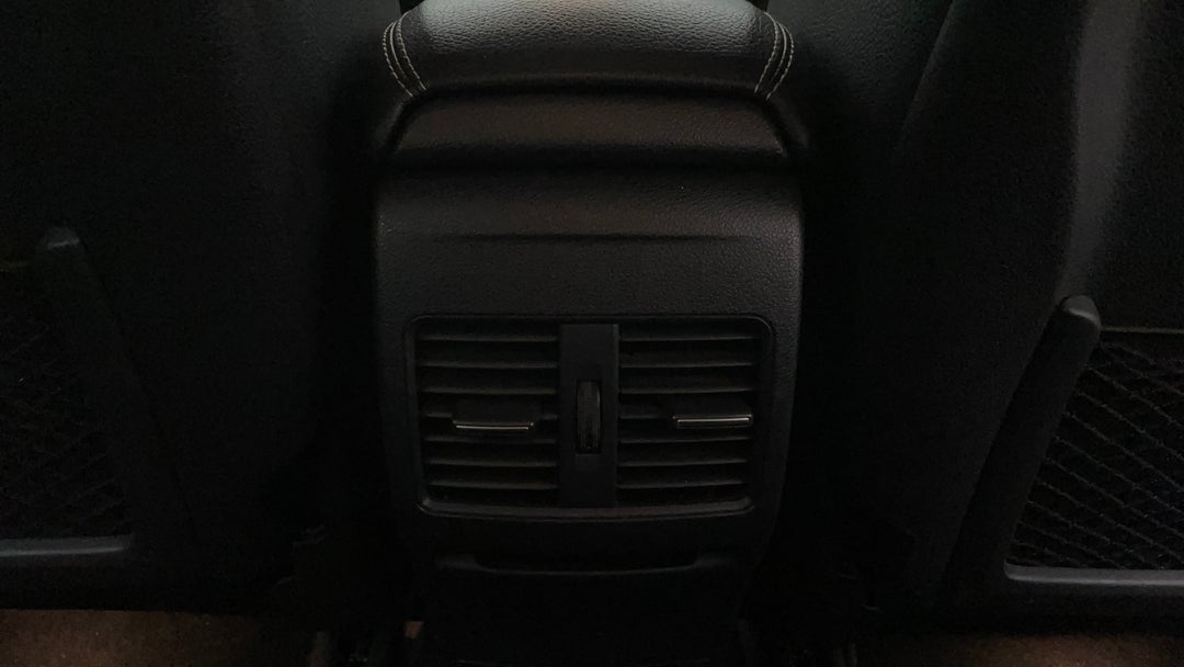 2018 Mercedes-benz CLA 200 Shooting Brake, Automatic, 71812 km, Rear A/C Vent