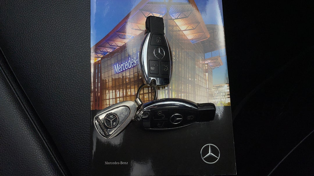 2018 Mercedes-benz CLA 200 Shooting Brake, Automatic, 71812 km, Key Close-up