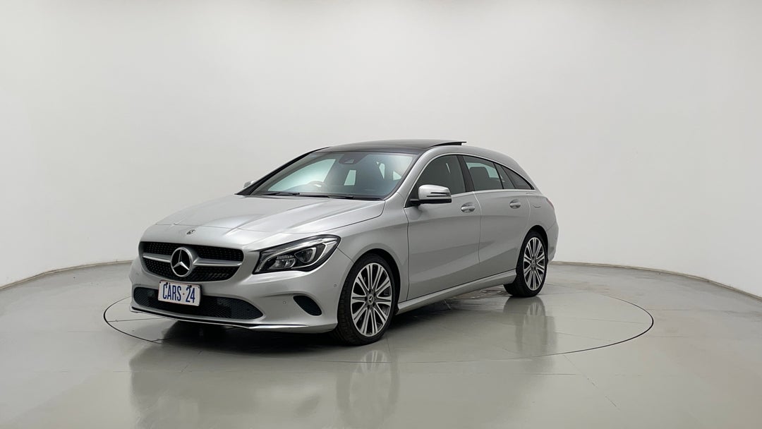 2018 Mercedes-benz CLA 200 Shooting Brake, Automatic, 71812 km, Left Front Diagonal (45- Degree) View