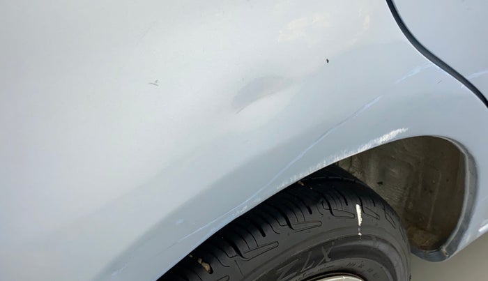 2011 Toyota Etios Liva G, Petrol, Manual, 48,721 km, Right quarter panel - Minor scratches