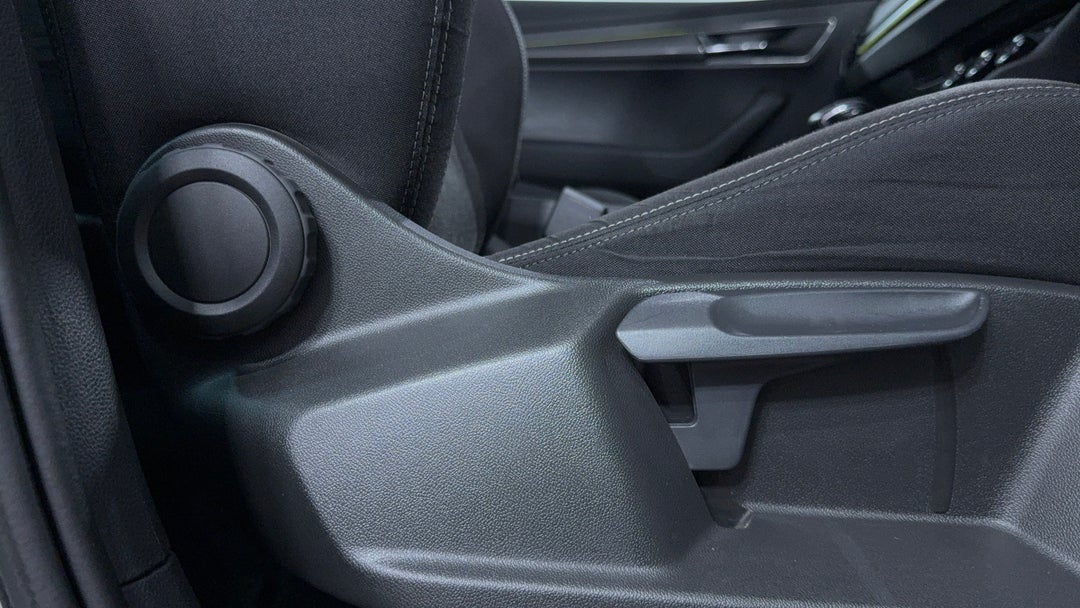 2019 SKODA Karoq 110tsi, Automatic, 67739 km, Drivers Side Adjustment Panel