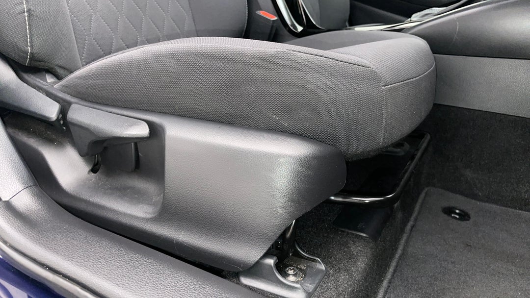 2023 Toyota Corolla Ascent Sport Hybrid, Automatic, 33710 km, Drivers Side Adjustment Panel