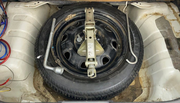 2015 Maruti Alto K10 VXI, Petrol, Manual, 34,855 km, Spare Tyre
