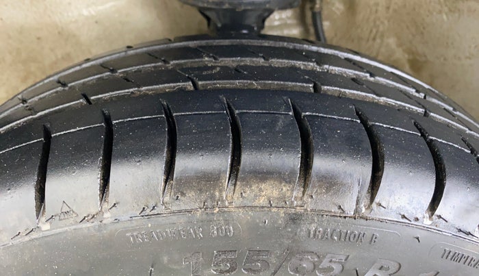 2015 Maruti Alto K10 VXI, Petrol, Manual, 34,855 km, Left Front Tyre Tread
