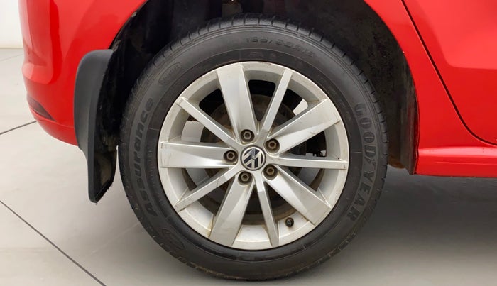 2015 Volkswagen Polo HIGHLINE1.2L, Petrol, Manual, 66,830 km, Right Rear Wheel