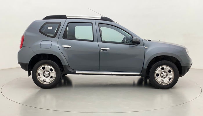 2014 Renault Duster 85 PS RXL, Diesel, Manual, 55,567 km, Right Side View