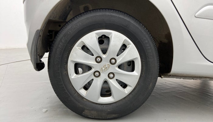 2013 Hyundai i10 SPORTZ 1.2 AT KAPPA2, Petrol, Automatic, 39,640 km, Right Rear Wheel