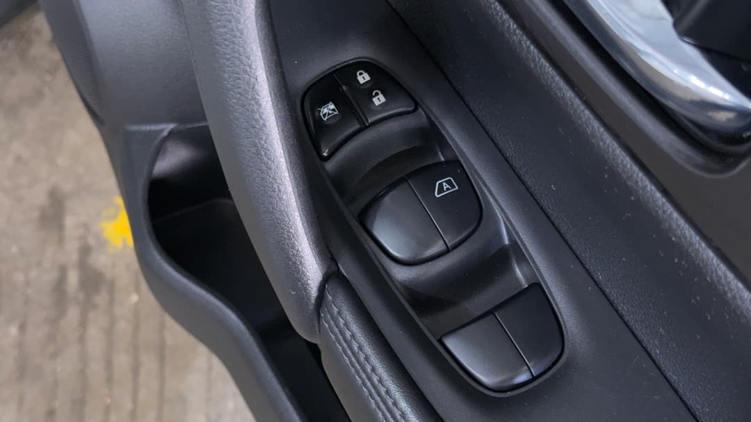 2020 Nissan X-trail St (2WD) (5yr), Automatic, 43752 km, Drivers Side Door Panel Controls