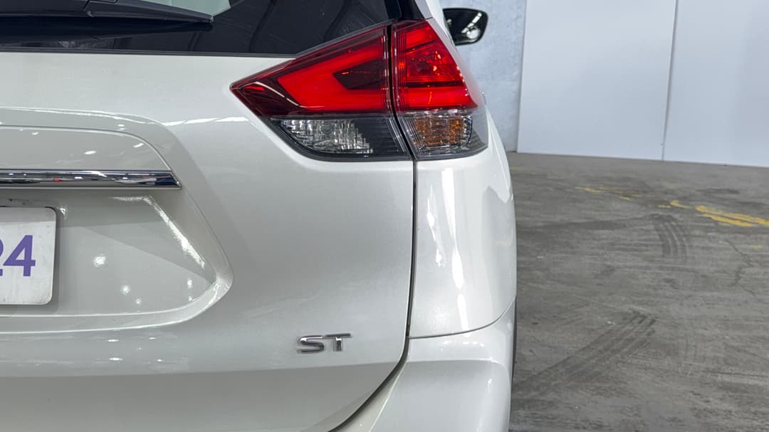 2020 Nissan X-trail St (2WD) (5yr), Automatic, 43752 km, Badge (Boot Right Side)