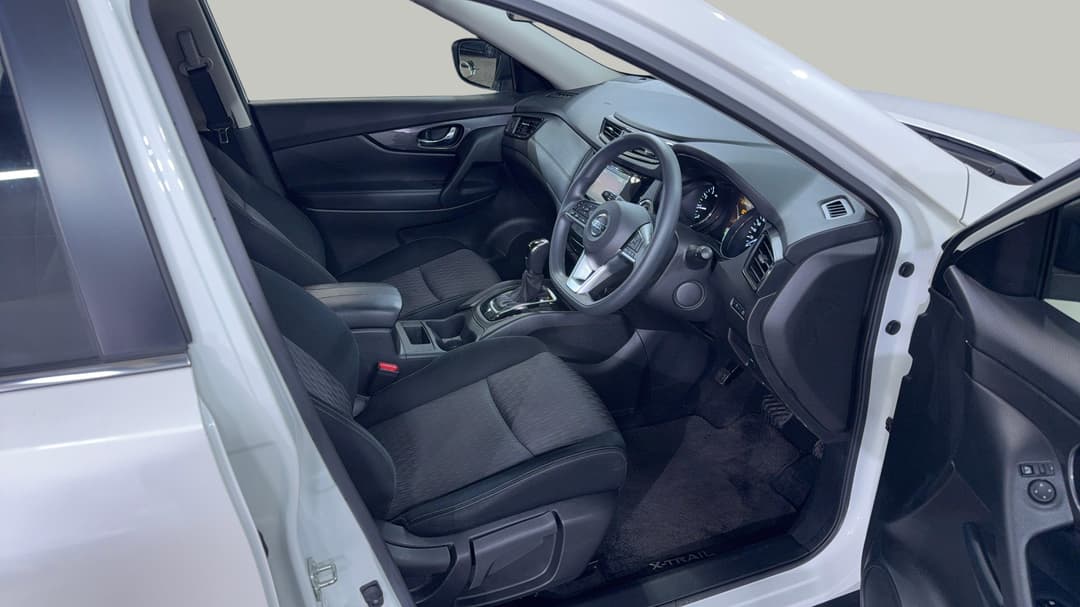 2020 Nissan X-trail St (2WD) (5yr), Automatic, 43752 km, Right Side Front Door Cabin View
