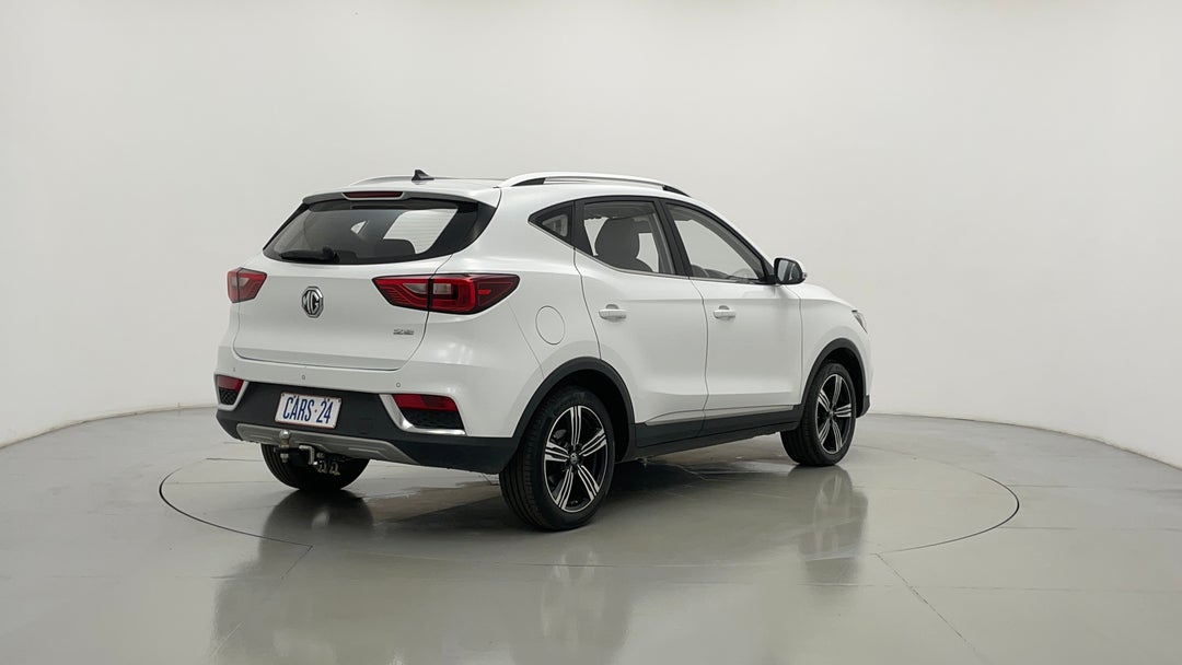 Right Back Diagonal (45- Degree) View