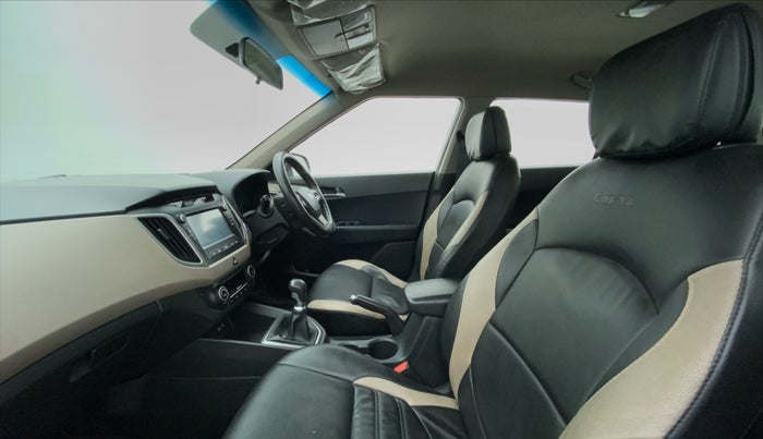 2016 Hyundai Creta 1.6 SX PLUS VTVT, Petrol, Manual, 40,642 km, Right Side Front Door Cabin
