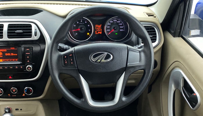 2016 Mahindra TUV300 T8, Diesel, Manual, 19,025 km, Steering Wheel Close Up