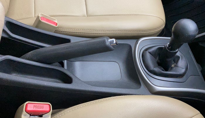 2019 Honda City 1.5L I-DTEC VX, Diesel, Manual, 1,12,187 km, Gear Lever