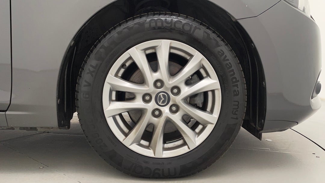 2018 Mazda 3 Touring, Automatic, 118742 km, Right Front Wheel