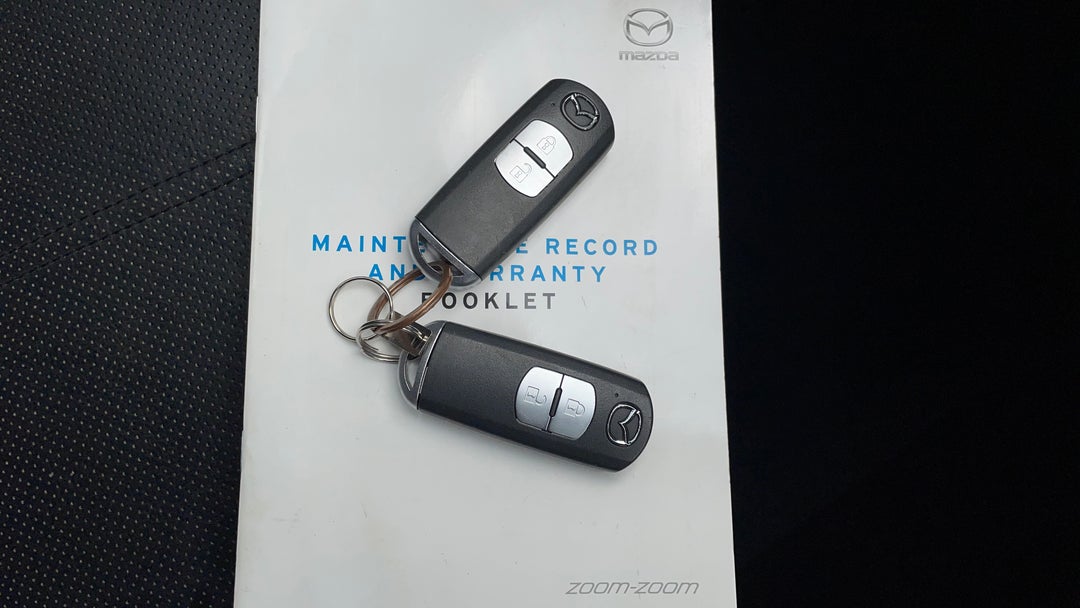 2018 Mazda 3 Touring, Automatic, 118742 km, Key Close-up