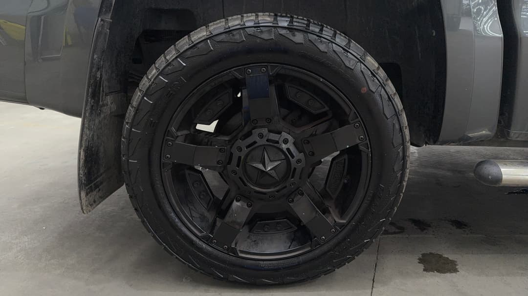 2017 Volkswagen Amarok V6 Tdi 550 Highline, Automatic, 155878 km, Right Rear Wheel