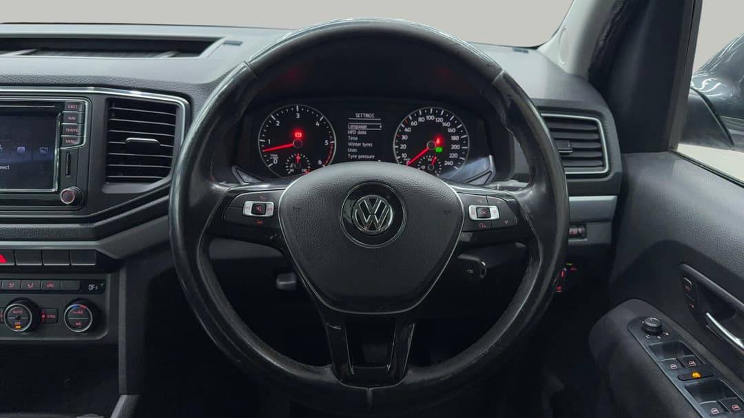 2017 Volkswagen Amarok V6 Tdi 550 Highline, Automatic, 155878 km, Steering Wheel Close-up