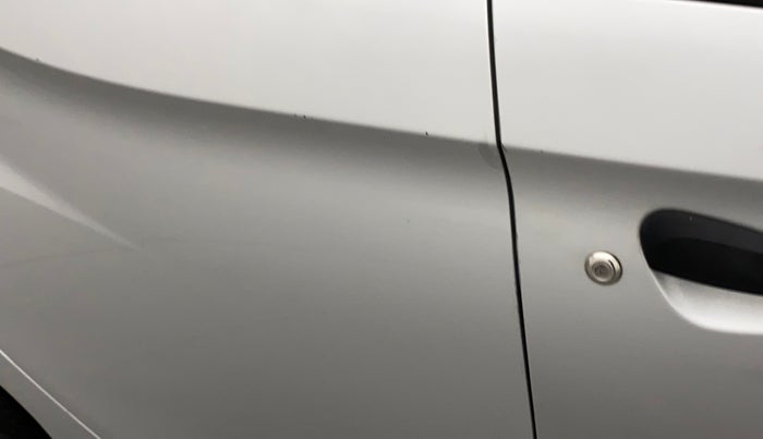 2018 Hyundai Eon ERA +, Petrol, Manual, 39,371 km, Right rear door - Slightly rusted