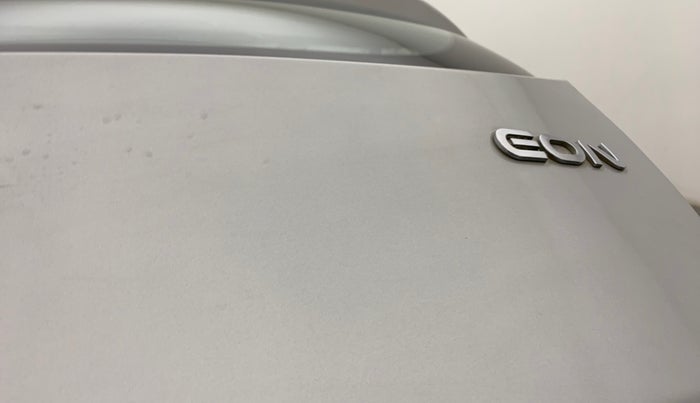 2018 Hyundai Eon ERA +, Petrol, Manual, 39,371 km, Dicky (Boot door) - Slightly dented