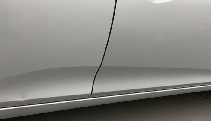 2018 Hyundai Eon ERA +, Petrol, Manual, 39,371 km, Right running board - Minor scratches