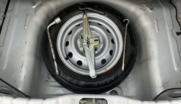 2018 Hyundai Eon ERA +, Petrol, Manual, 39,371 km, Spare Tyre