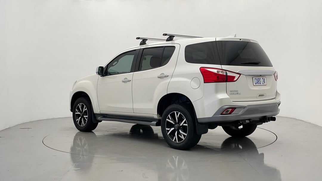 Left Back Diagonal (45- Degree) View