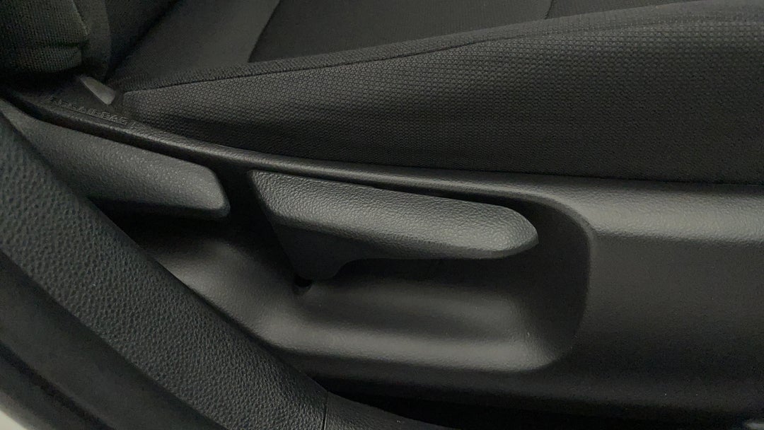 2021 Toyota Corolla Ascent Sport, Automatic, 41595 km, Drivers Side Adjustment Panel