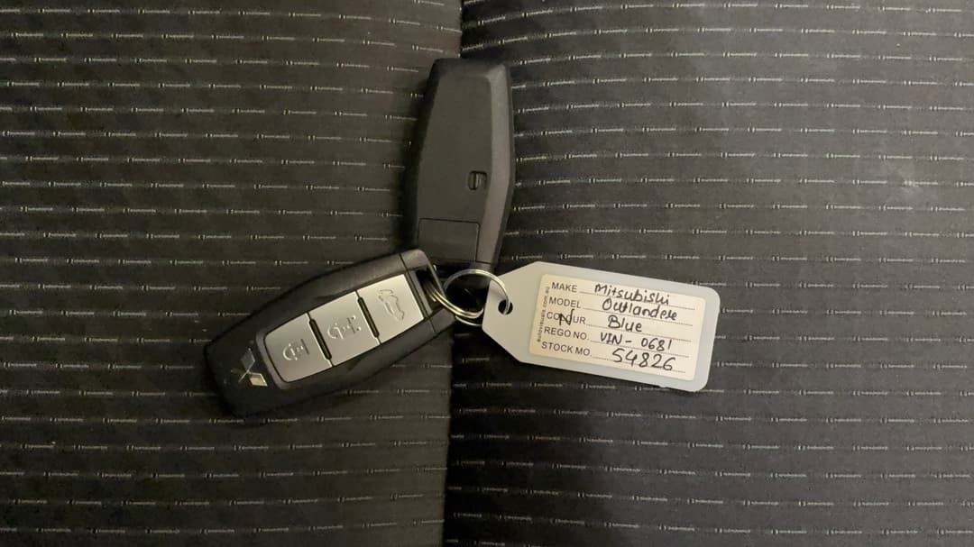 2021 Mitsubishi Outlander Ls 7 Seat (2WD), Automatic, 38414 km, Key Close-up