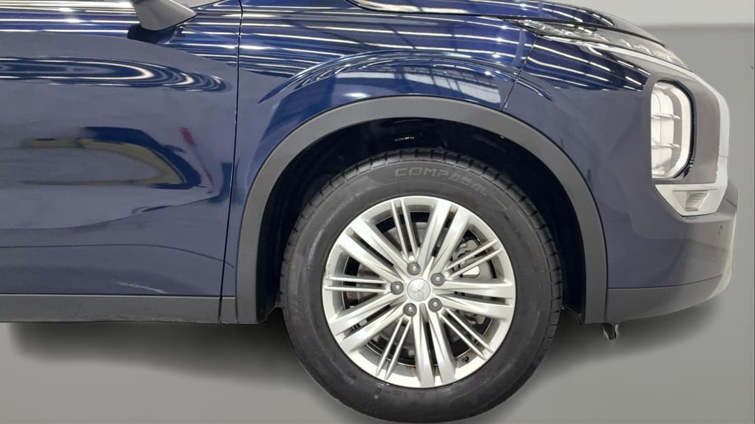 2021 Mitsubishi Outlander Ls 7 Seat (2WD), Automatic, 38414 km, Right Front Wheel